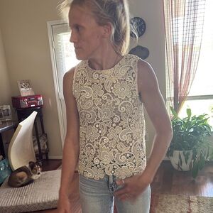 English Rose Cream Cropped Embellished Tank Top